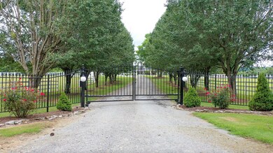 743 Amos Gamble Rd, Shelbyville, TN 37160 - photo 2