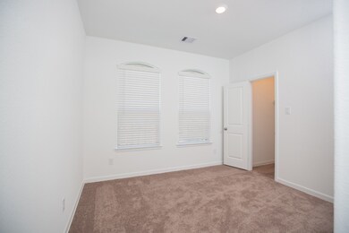 17416 Chestnut Cove Dr, Conroe, TX 77302 - photo 6