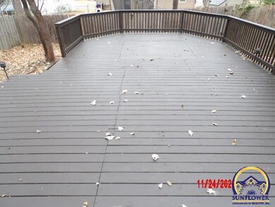 2602 SW 30th St, Topeka, KS 66611 - photo 6