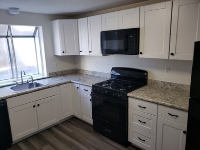 41 Lamplighter Ln unit 41, South Easton, MA 02375 - photo 4