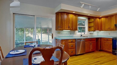 85 Sand Rd, Colchester, VT 05446 - photo 7