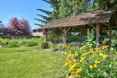 4 N 36th Avenue