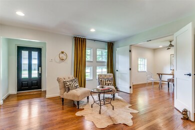 6605 Vada Dr, Dallas, TX 75214 - photo 5