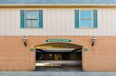 249 E Kossuth St unit D, Columbus, OH 43206 - photo 2