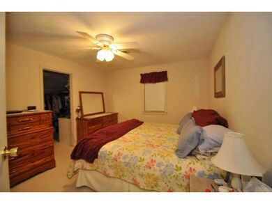 04-Master Bedroom