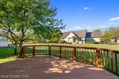2588 Maple Forest Ct, Wixom, MI 48393 - photo 4