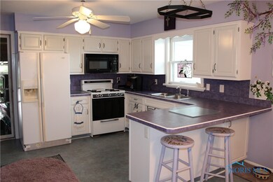 19681 Pemberville Rd unit 683, Pemberville, OH 43450 - photo 4