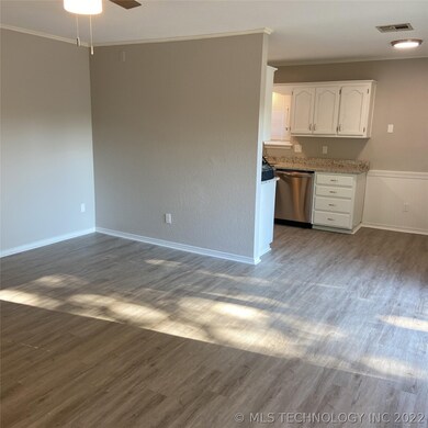 3213 S 1st St, Broken Arrow, OK 74012 - photo 6