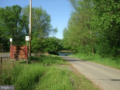 139 Laverne Ln, Hedgesville, WV 25427 - photo 5