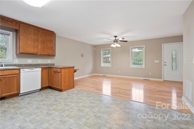 1760 Brook Dr, Asheboro, NC 27205 - photo 7