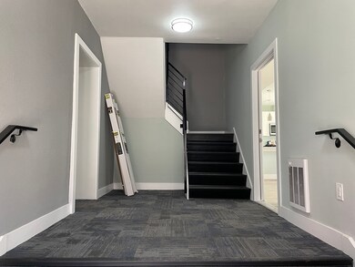 43 Grand St unit 3L, Worcester, MA 01610 - photo 3