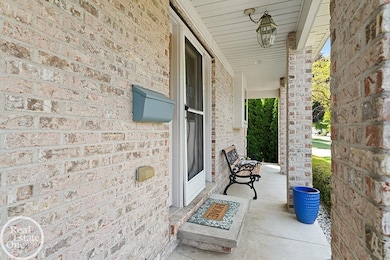22212 Mylls Ct, Saint Clair Shores, MI 48081 - photo 4