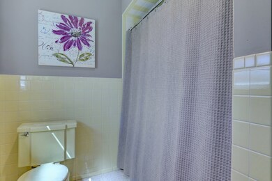 205 Alschuler Dr, Aurora, IL 60506 - photo 2