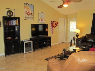 Living Area (2)