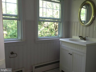 8515 Oakleigh Rd, Parkville, MD 21234 - photo 7