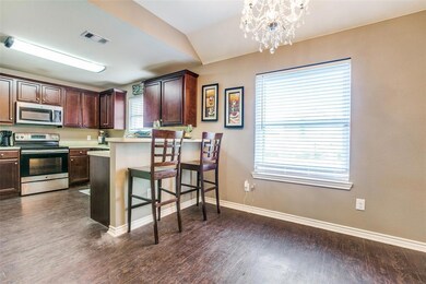 3201 S Cardinal St, Ennis, TX 75119 - photo 4