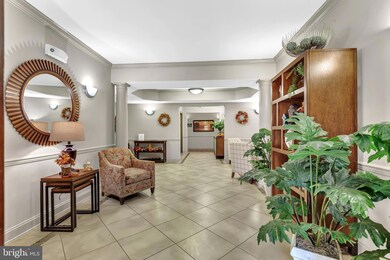 8611 Wintergreen Ct unit 406, Odenton, MD 21113 - photo 2