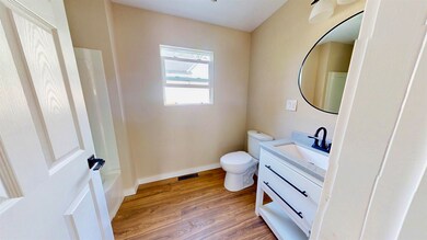 310 Thomas St, Sioux Rapids, IA 50585 - photo 7