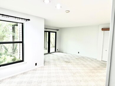 Living/Dining combo