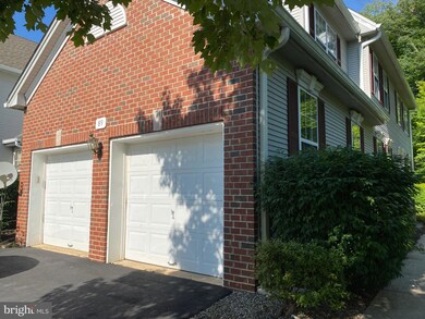 89 Warwick Rd unit 1053F1, Princeton Junction, NJ 08550 - photo 4