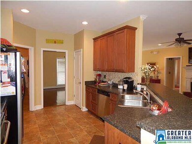 Kitchen with Breakfast Bar