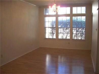 14310 Windsor Oaks Ln, Houston, TX 77062 - photo 3