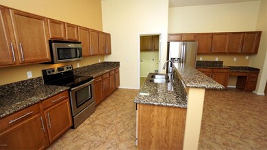 5 - KITCHEN