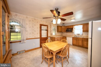 4132 Baker Ln, Nottingham, MD 21236 - photo 7