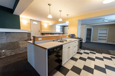 31 Merrimack St unit 1, Concord, NH 03301 - photo 2