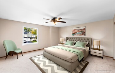 2037 Muirfield Cir unit 8, Elgin, IL 60123 - photo 2