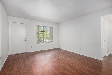 6161 Reims Rd unit 103, Houston, TX 77036 - photo 2