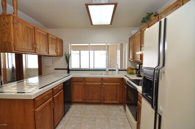 7 Kitchen 2