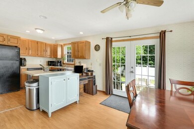 83 Derby St, Worcester, MA 01604 - photo 2