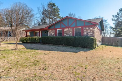225414_2-snapsold-screen-215-oak-grove