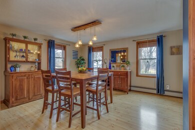 431 Terrie Dr, Pembroke, NH 03275 - photo 7