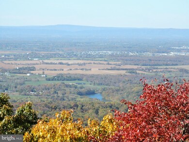 1280 Eagles Nest Ln, Harpers Ferry, WV 25425 - photo 2