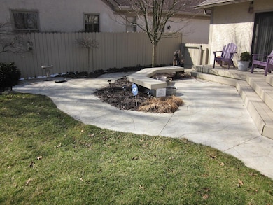 04 MAPLE PATIO