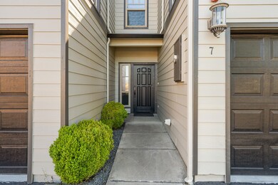 2_ 2210 e barnett rd, medford-25