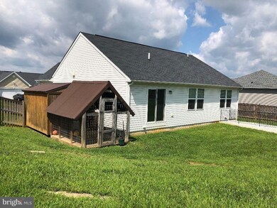 32 Bugatti Ct, Inwood, WV 25428 - photo 4