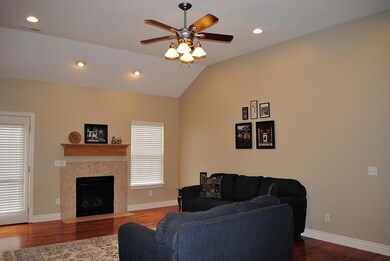 822 S Cobble Creek Blvd, Nixa, MO 65714 - photo 6