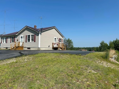 Right of 843 US Route 1