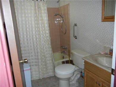 Master Bath/Spa. main floor full bath