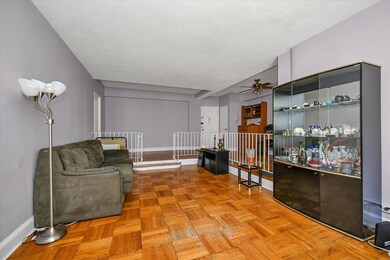 Walden Terrace unit 2C, Rego Park, NY 11374 - photo 5