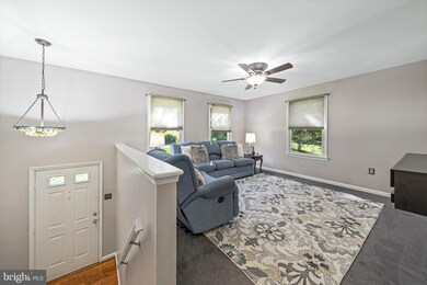 8109 Cedar Run, Waldorf, MD 20603 - photo 6