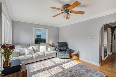 1712 34th St, Des Moines, IA 50310 - photo 3