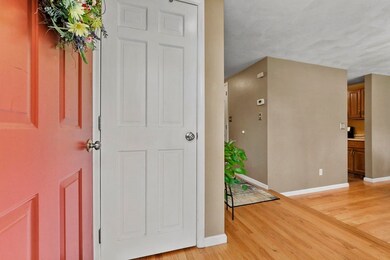 69 Quail Run unit 69, Tewksbury, MA 01876 - photo 2