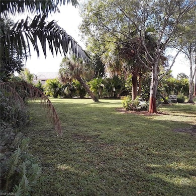 883 Cassena Rd, Naples, FL 34108 - photo 6