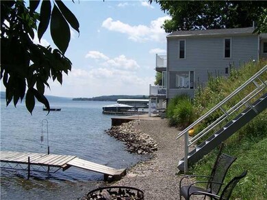 Waterfront/Dock/Pier