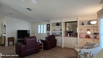 927 Yew St, Sebastian, FL 32976 - photo 6