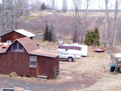 Little Barn & Storage Shed